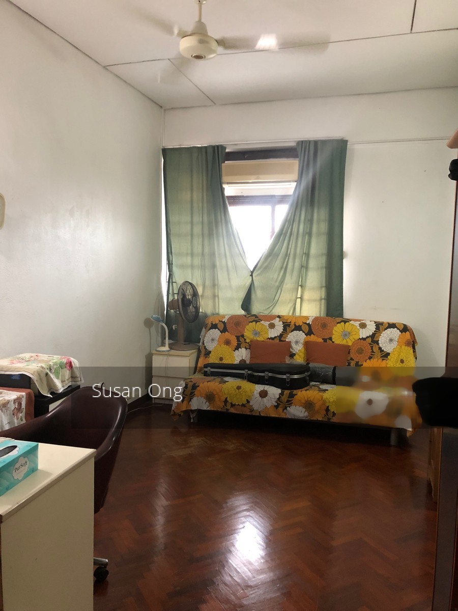 Mayflower Gardens (D20), Terrace #192944962